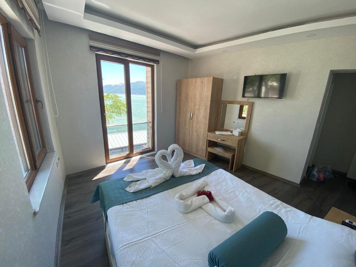 Kroisos Lake Resort Hotel 埃利迪尔 外观 照片